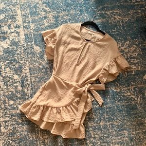 • TULAROSA • Woman’s small dress